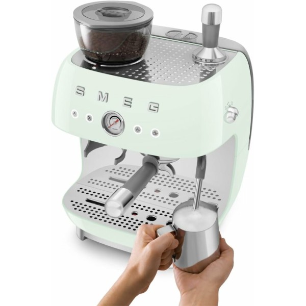 Espressor Verde manual Smeg design retro